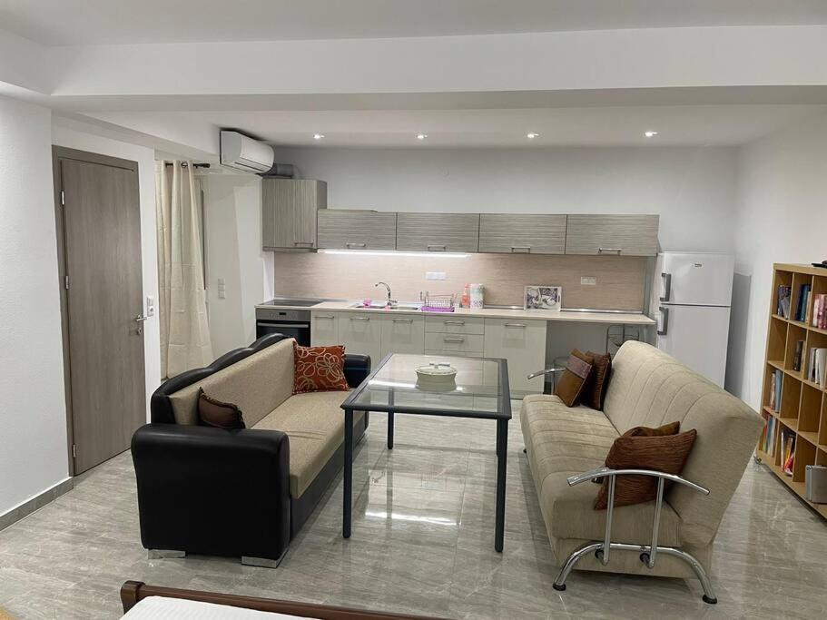 Emilyapartments 1 Chrysoupolis Bagian luar foto
