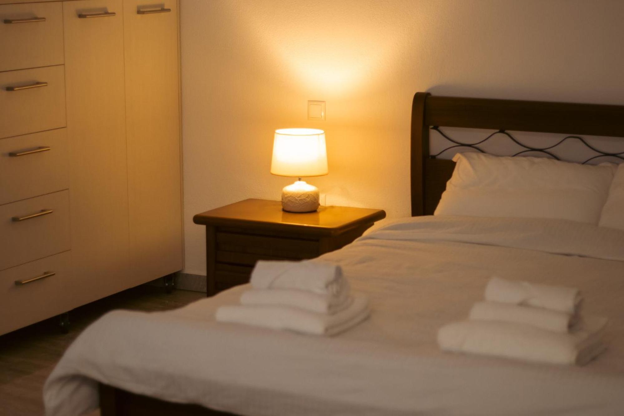Emilyapartments 1 Chrysoupolis Bagian luar foto